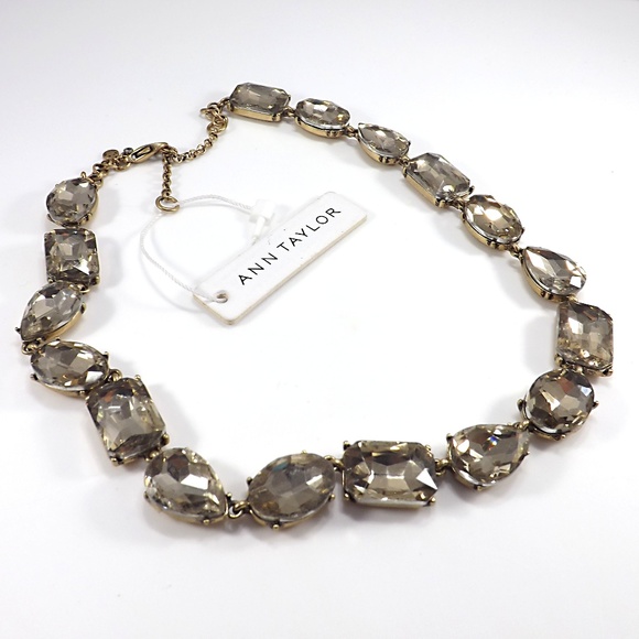 Ann Taylor Jewelry - Ann Taylor Faceted Clear Glass Necklace NWT 19 In